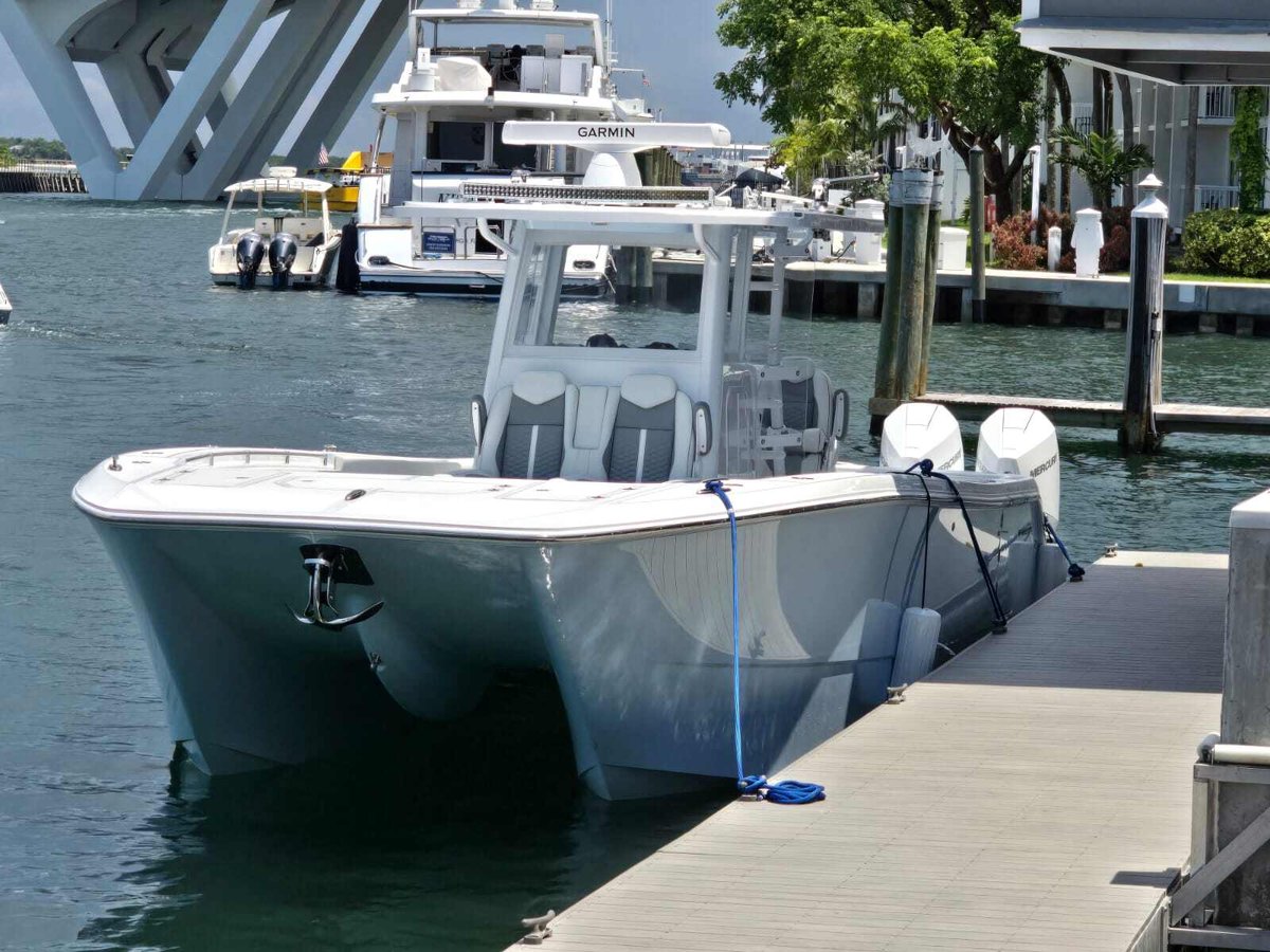 Invincible 35 Catamaran BoatOx 4